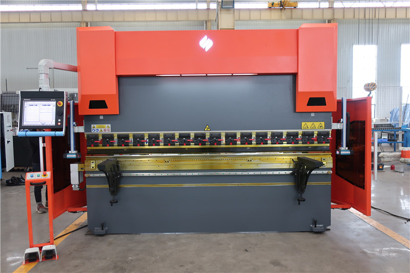 ACCURL cnc presspidur DA66T 4axis 3000mm