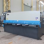 hüdrauliline lehtmetallist giljotiini lõikamismasin cnc lõikamine metallplaadile, metalli lõikamismasin
