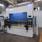 3-teljeline CNC-piduripedaal delem da52s 4-teljeline cnc presspump 125 tonni