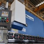estun E210 juhtimissüsteemiga populaarne hüdrauliline Cnc-piduripedaal WC67Y- 125Ton / 3200mm inseneri teenindusega